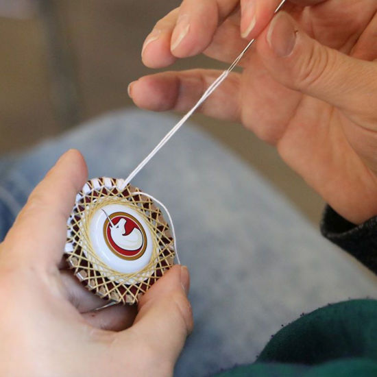 Image sur Knopfmachen - Zwirnknöpfe