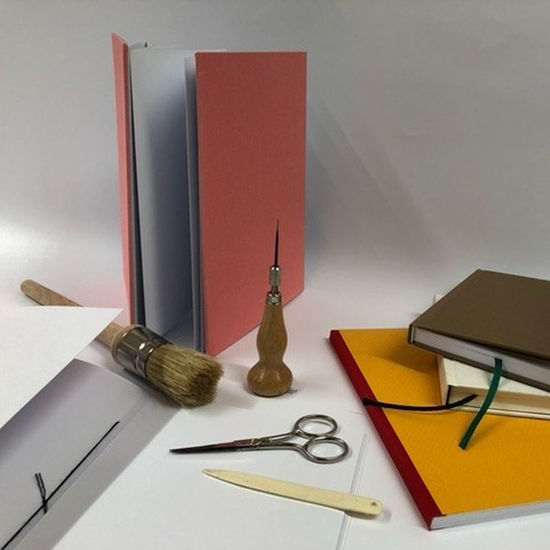 Bild von Buchbinden - Grundkurs